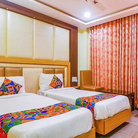 Fabhotel Keerthi'S Anupama - Nr Indira Gandhi Stadium Vijayawāda Eksteriør bilde