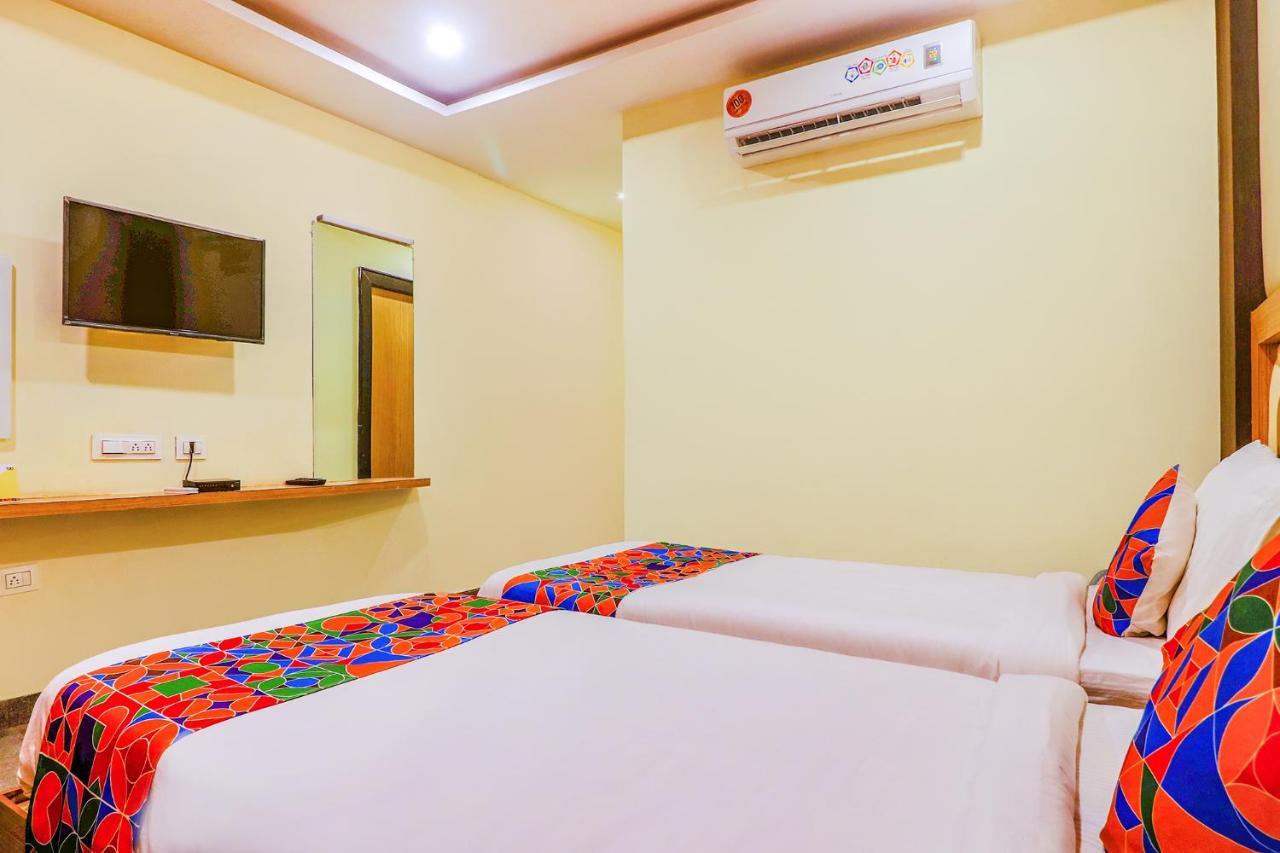 Fabhotel Keerthi'S Anupama - Nr Indira Gandhi Stadium Vijayawāda Eksteriør bilde