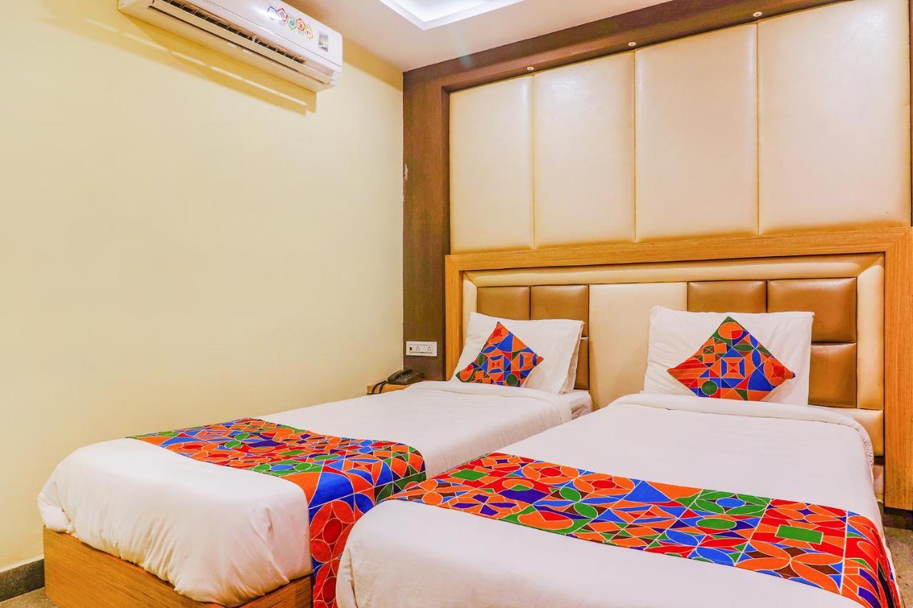 Fabhotel Keerthi'S Anupama - Nr Indira Gandhi Stadium Vijayawāda Eksteriør bilde