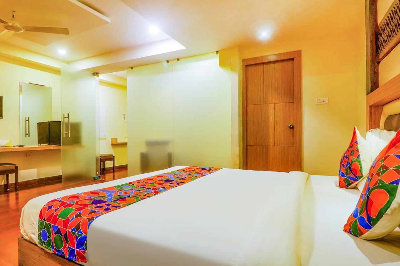 Fabhotel Keerthi'S Anupama - Nr Indira Gandhi Stadium Vijayawāda Eksteriør bilde