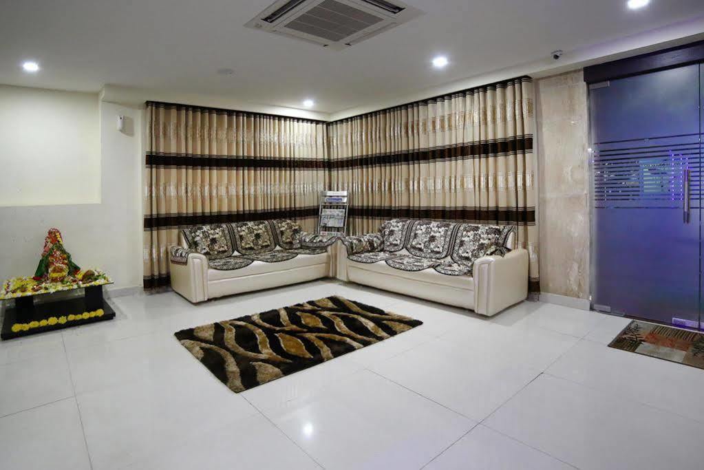 Fabhotel Keerthi'S Anupama - Nr Indira Gandhi Stadium Vijayawāda Eksteriør bilde